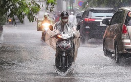 Cảnh báo dông, lốc, sét, mưa đá và mưa lớn cục bộ khu vực tỉnh Thanh Hóa chiều ngày 17/10