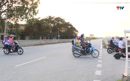 Vẫn còn tình trạng không chấp hành quy định khi tham gia giao thông