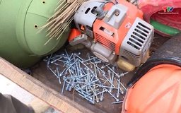 Cần sớm ngăn chặn tình trạng "rơi" đinh trên quốc lộ 47
