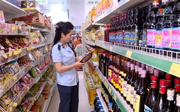 Bình ổn thị trường hàng hóa sau mưa bão 