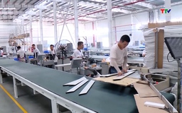Cán cân thương mại thặng dư trên 653 triệu USD