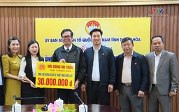Ủy ban Mặt trận Tổ quốc tỉnh tiếp nhận ủng hộ đồng bào vùng lũ