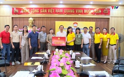 Doanh nghiệp, doanh nhân chung sức hỗ trợ người dân khắc phục thiệt hại do bão lụt