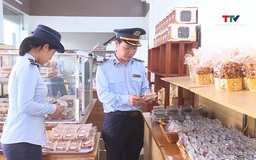 Tăng cường kiểm tra hàng hóa Tết Trung thu khu vực nông thôn, miền núi
