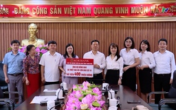 Các chi nhánh Ngân hàng Agribank Thanh Hóa ủng hộ khắc phục hậu quả mưa lũ