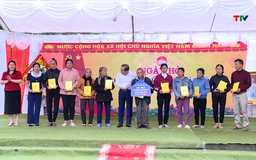 Ngày hội Đại đoàn kết tại khu dân cư thôn Vọng Thuỷ, xã Kim Tân