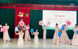 Xã Hoạt Giang toạ đàm kỷ niệm 43 năm ngày Nhà giáo Việt Nam