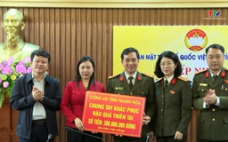 Ủy ban  Mặt trận Tổ quốc tỉnh tiếp nhận ủng hộ đồng bào vùng lũ