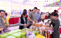 Khai mạc phiên chợ thực phẩm an toàn năm 2025