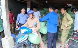 Cấp phát 140 tấn gạo hỗ trợ hộ dân bảo vệ rừng ở Quang Chiểu