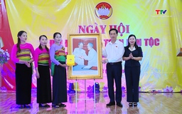 Phó Trưởng Đoàn Đại biểu Quốc hội tỉnh Mai Văn Hải dự Ngày hội Đại đoàn kết toàn dân tộc tại thôn Thiết Giang