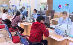 Hàng chục ngân hàng ồ ạt tăng lãi suất kỳ hạn 6 tháng