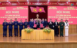 Ký kết chương trình phối hợp công tác dân vận "Cảnh sát biển đồng hành với ngư dân"
