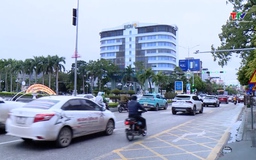 Dùng ô tô 8 chỗ chạy taxi sẽ bị phạt đến 5 triệu đồng