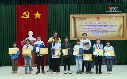 Công ty TNHH Điện  Nghi Sơn 2 trao học bổng cho học sinh vùng dự án