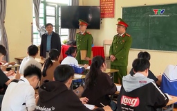 ''Không một mình - Cùng nhau an toàn trực tuyến''