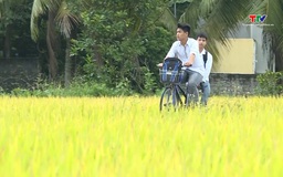 Nam sinh “10 năm được bạn cõng” tốt nghiệp loại giỏi Đại học Bách khoa Hà Nội
