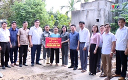 Chủ tịch Ủy ban MTTQ tỉnh Phạm Thị Thanh Thủy dự lễ khởi công xây dựng nhà ở tại huyện Quảng Xương