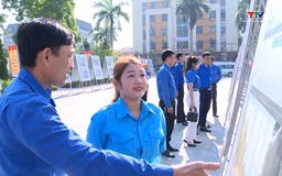 Lan tỏa văn hóa giao thông qua triển lãm tranh ảnh