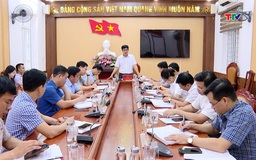 Trưởng Ban Nội chính Tỉnh ủy Nguyễn Ngọc Tiến làm việc tại huyện Mường Lát