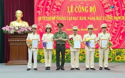 Công an tỉnh Thanh Hóa công bố Quyết định nghỉ hưu và thăng cấp bậc hàm năm 2025