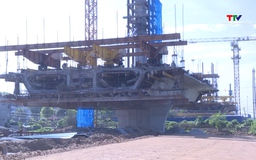Nhiều công trình dự án thi công xuyên lễ
