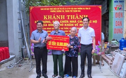 Khánh thành và bàn giao nhà cho hộ khó khăn về nhà ở