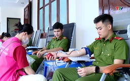 Hiến máu nhân đạo – Hành trình đỏ lần thứ XIII 