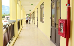 Gấp rút hoàn thiện trường lớp cho năm học mới