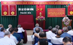 Phó Bí thư Thường trực Tỉnh uỷ Lại Thế Nguyên thăm và nói chuyện với Câu lạc bộ Hàm Rồng