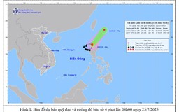 Bão số 4 di chuyển theo hướng Đông Bắc với tốc độ khoảng 10 km/h.