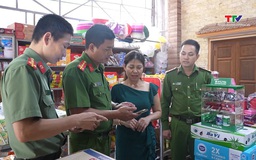 Hỗ trợ tuyên truyền, hướng dẫn thủ tục hành chính trong triển khai chính quyền địa phương 2 cấp