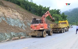 Tăng cường công tác bảo trì tuyến đường miền núi mùa mưa bão