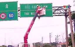 Điều chỉnh thông tin biển chỉ dẫn đường bộ phù hợp với đơn vị hành chính 2 cấp