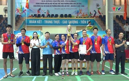 Gần 200 vận động viên tham dự Giải Pickleball, bóng chuyền hơi chào mừng Đại hội Đảng bộ phường Đông Sơn lần thứ I