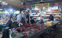 Tiêu thụ thịt lợn tại các chợ truyền thống giảm mạnh