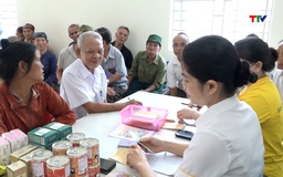 Phường Đông Quang chi trả chế độ cho hơn 3.400 đối tượng bảo trợ xã hội