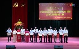 Tuyên dương điển hình tiên tiến phường Hạc Thành
 lần thứ nhất