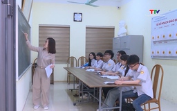 Người dạy ngoại ngữ phải có năng lực ngoại ngữ tối thiểu bậc 4