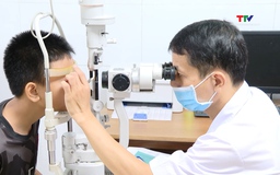 Tỷ lệ trẻ mắc các tật khúc xạ ngày càng tăng 