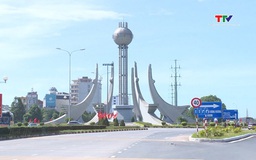 Lắp biển báo hạn chế tốc độ tại nút giao vòng xuyến BigC