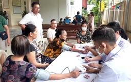 Khám sàng lọc bệnh hô hấp miễn phí cho người dân xã Kim Tân