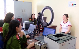 Đẩy mạnh triển khai các giải pháp công nghệ gắn với dữ liệu dân cư, định danh, xác thực điện tử