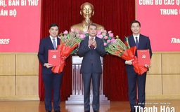 Công bố quyết định của Bộ Chính trị, Ban Bí thư điều động, chỉ định đồng chí Nguyễn Hoài Anh và đồng chí Nguyễn Hồng Phong giữ chức Phó Bí thư Tỉnh ủy Thanh Hóa