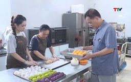 Người "giữ lửa"nghề bánh trung thu truyền thống