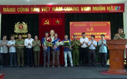 Ra mắt mô hình ''Tổ an ninh công nhân'' và ký kết chương trình phối hợp đảm bảo an ninh trật tự