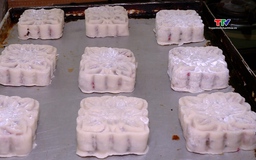 Giữ lửa nghề làm bánh trung thu truyền thống