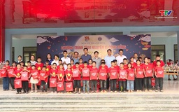Mang Trung thu đến với trẻ em vùng cao