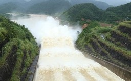 Từ 15h30 ngày 29/9, tăng lưu lượng xả lũ hồ chứa thủy điện Cẩm Thủy 1
