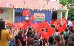 Lễ khai giảng trên đỉnh non ngàn